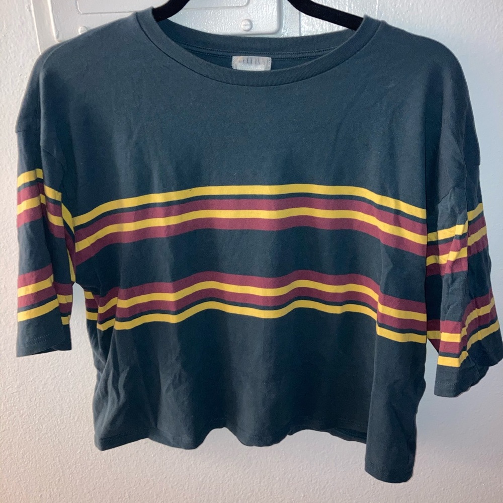 Navy stripes cropped tee